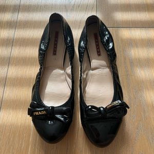 Womens size 9.5 Prada ballet flats